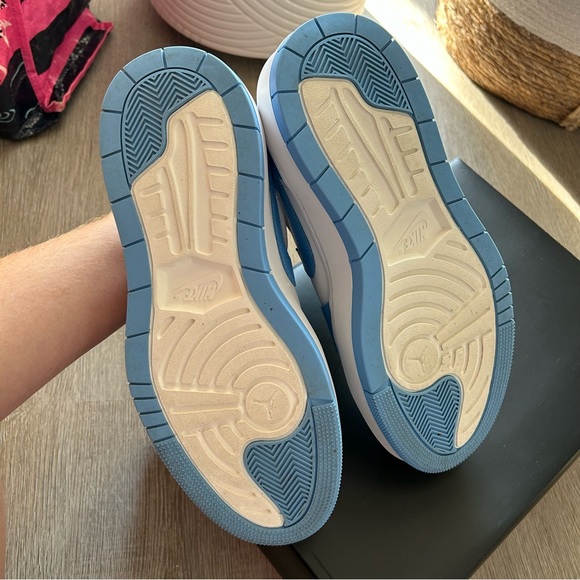 Nike Air Jordan One Low Elevate - University Blue - Picture 4 of 5